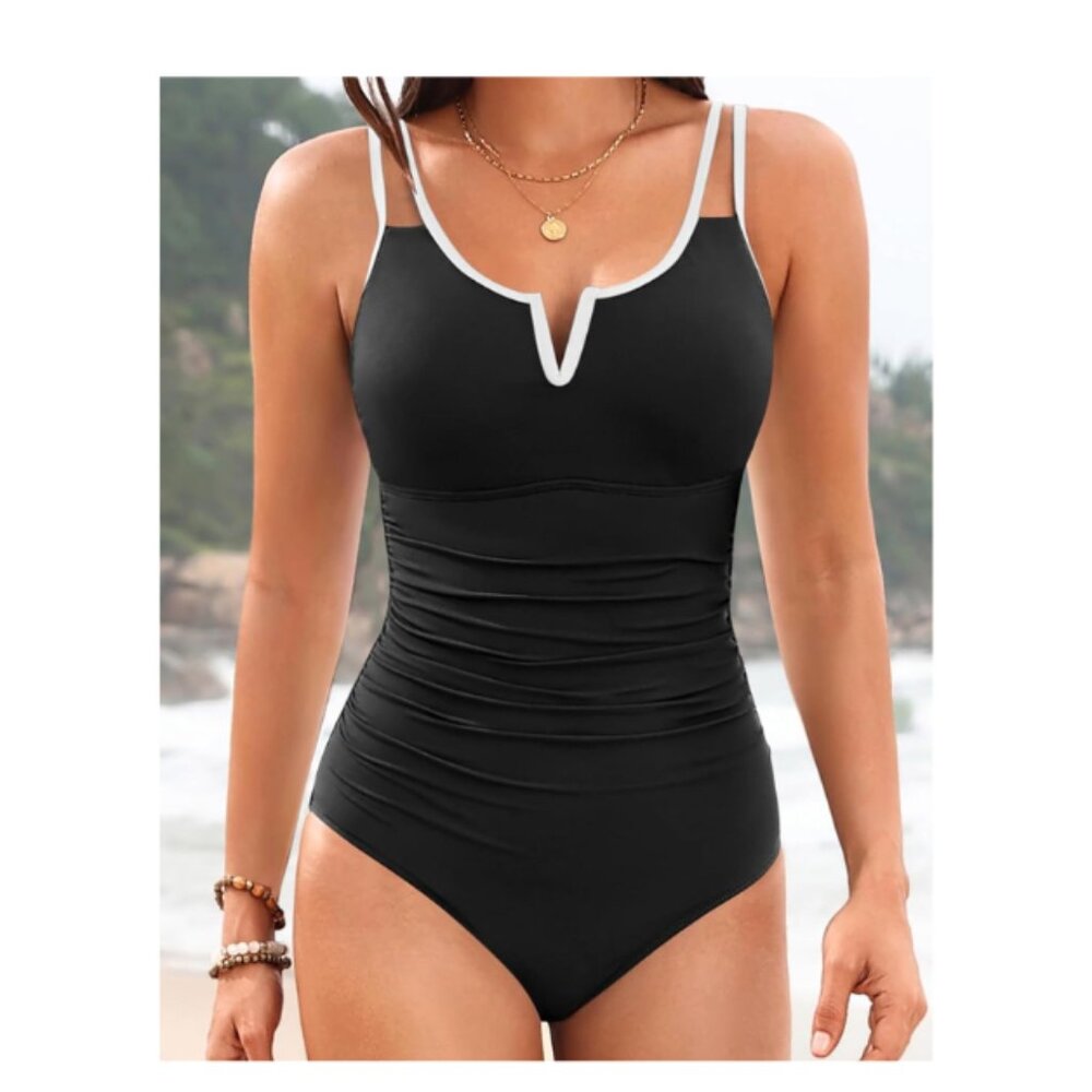 NWT Women's Black & White One-Piece Full Coverage Swimsuit US Size Small (4-6)
